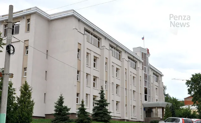 В Пензе осудили продавца плитки за обман шести покупателей